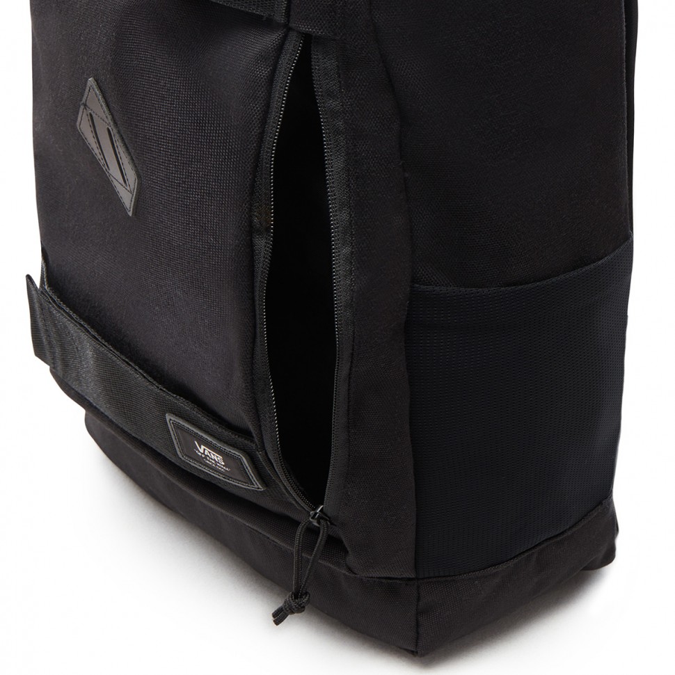 Рюкзак VANS Mn Hooks Skatepack Black 24L фото 4