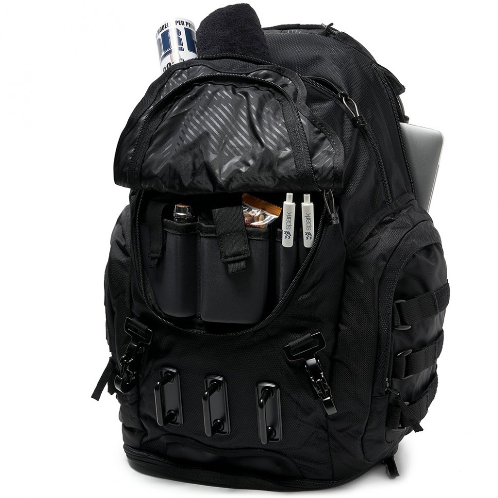 Рюкзак спортивный OAKLEY Kitchen Sink Stealth Black 34L фото 3